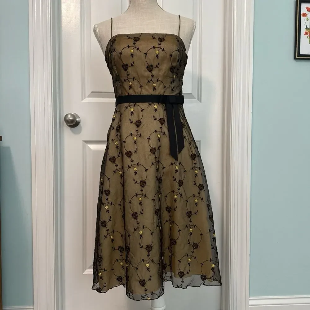 laundry by shelli segal embroidered dress Laundry by shelli segal dress, Size 6, Black, gold